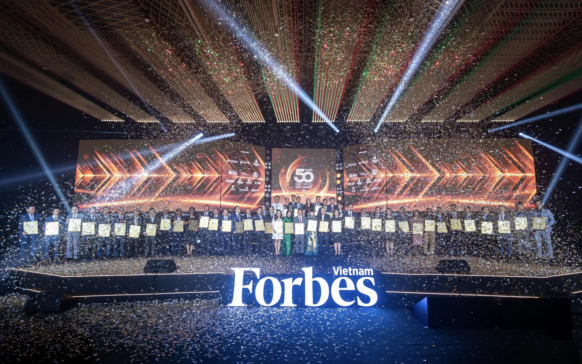 Gemadept và SCSC tiếp tục được vinh danh trong Top 50 Công ty niêm yết tốt nhất 2023 của Forbes Việt Nam